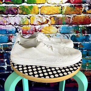 VLADO Venice White Sneakers Casual Shoes Size 9.5